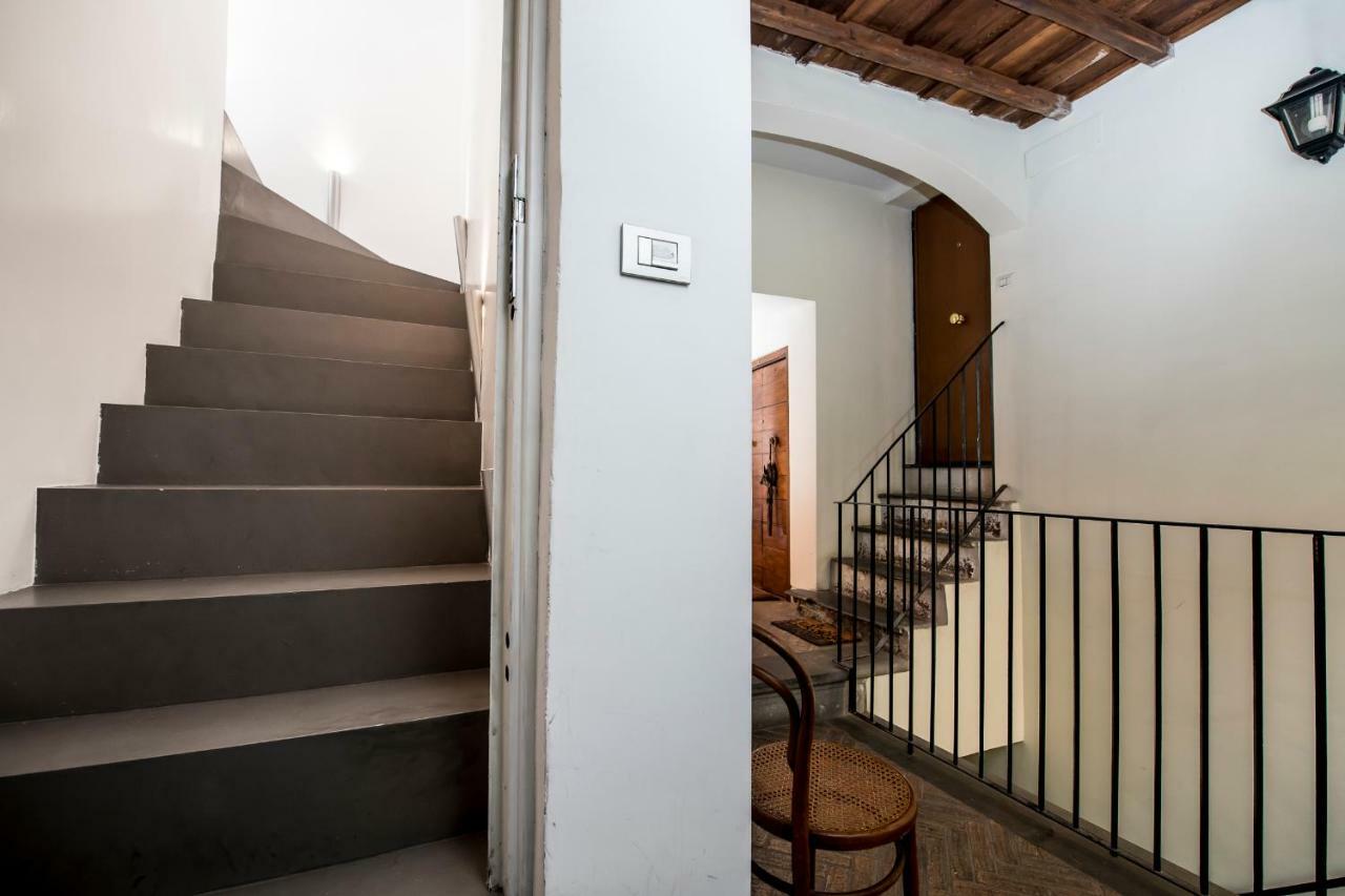 Two Bedrooms Apartment With Solarium With View On San Peter Church And Sant'Angelo Castle Řím Exteriér fotografie