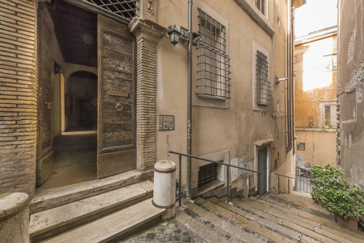 Two Bedrooms Apartment With Solarium With View On San Peter Church And Sant'Angelo Castle Řím Exteriér fotografie
